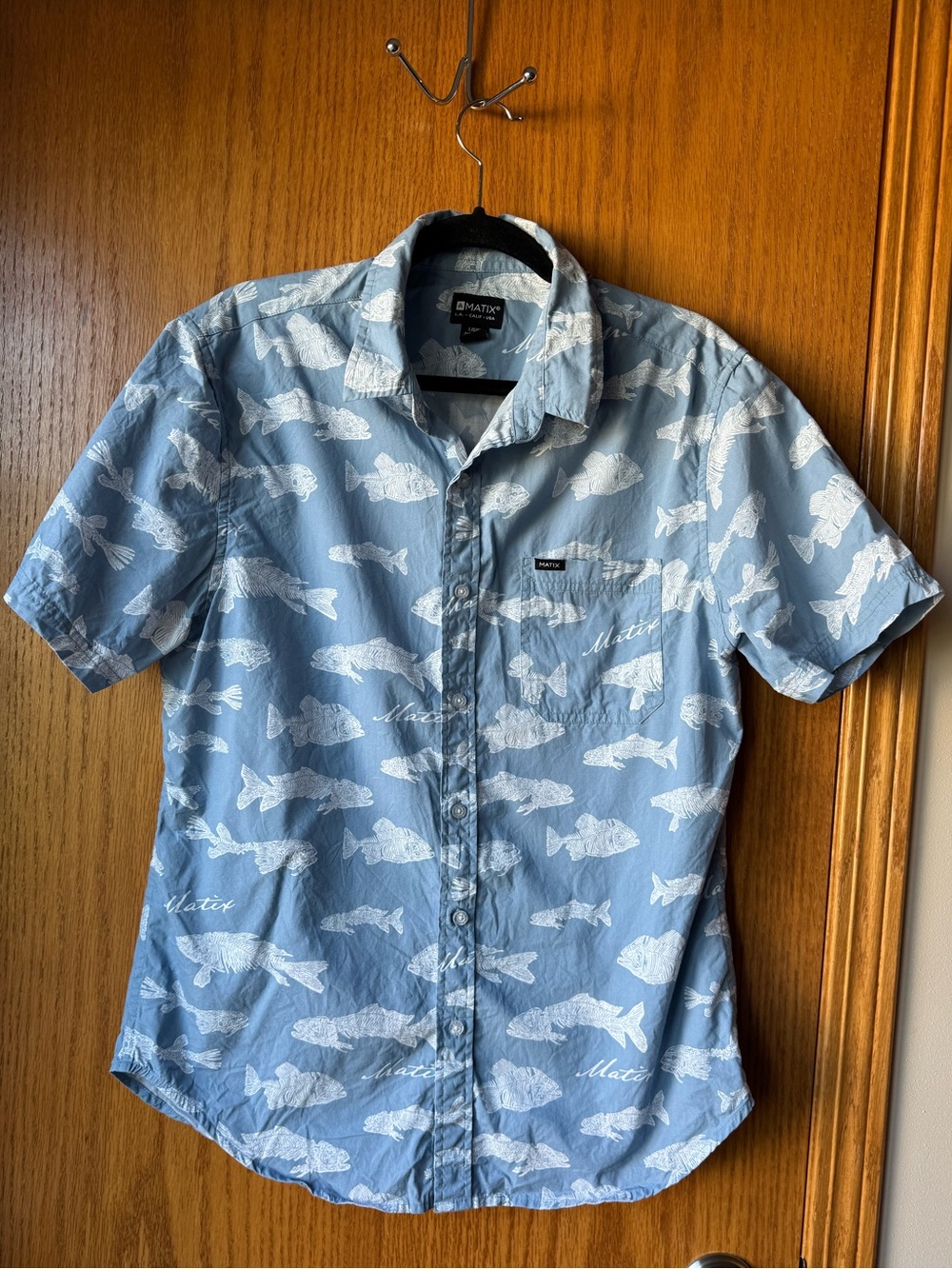 Matix Blue Fish Print Short sleeve button up shirt size L